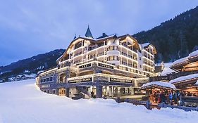 Schlosshotel Ischgl 5